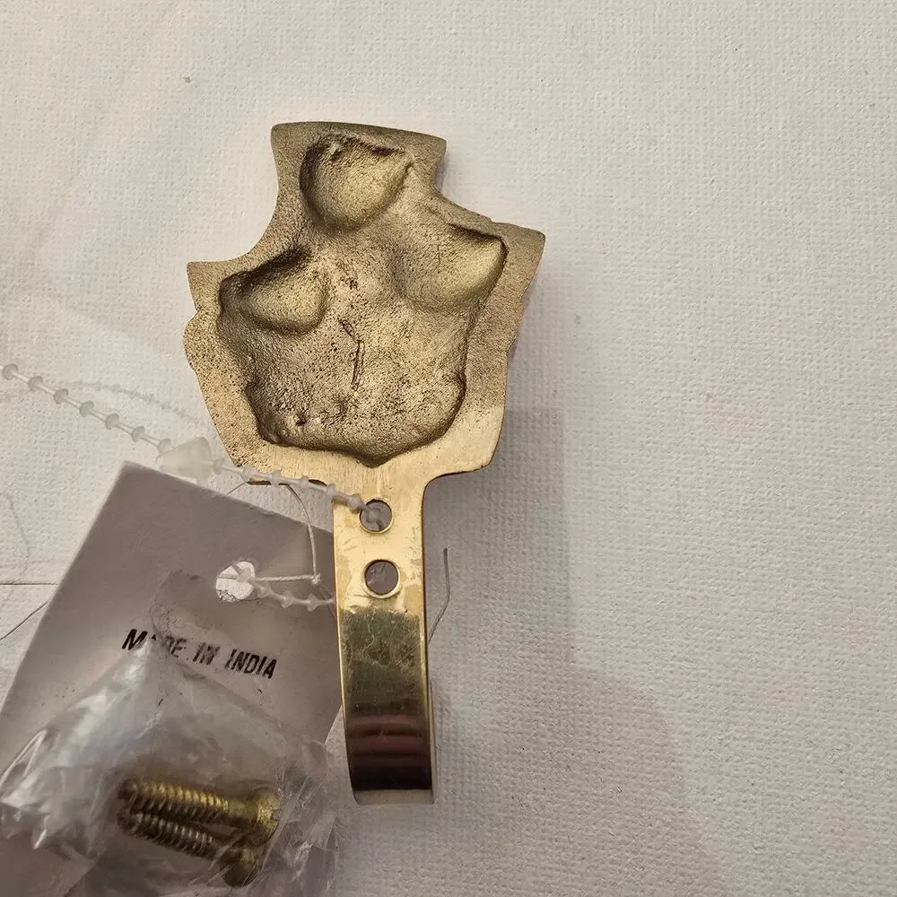 Brass Key or Stocking Hook Three (3) Kitties Kittens Kitty In a Basket ~4 Inches